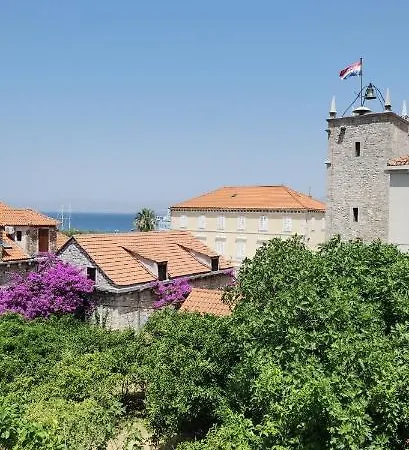 Gostinjska kuća Neva Supetar