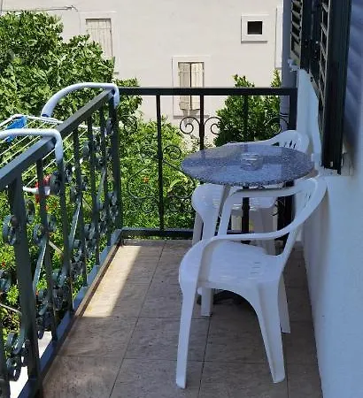 Gostinjska kuća Neva 3*