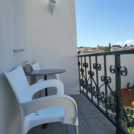 Neva Gostinjska kuća Supetar