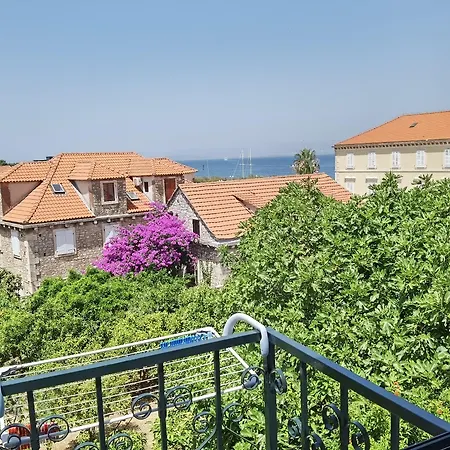 Gostinjska kuća Neva 3*