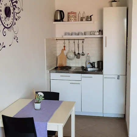 Neva Gostinjska kuća 3*