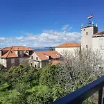 Neva Πανσιόν